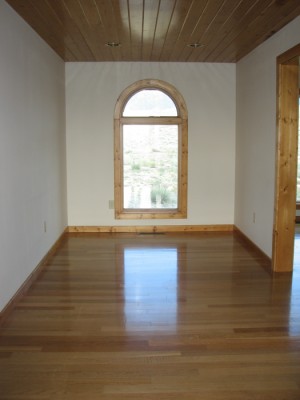 Home for sale near Cody Wyoming with mountain views