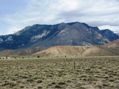 Wyoming mountain view property