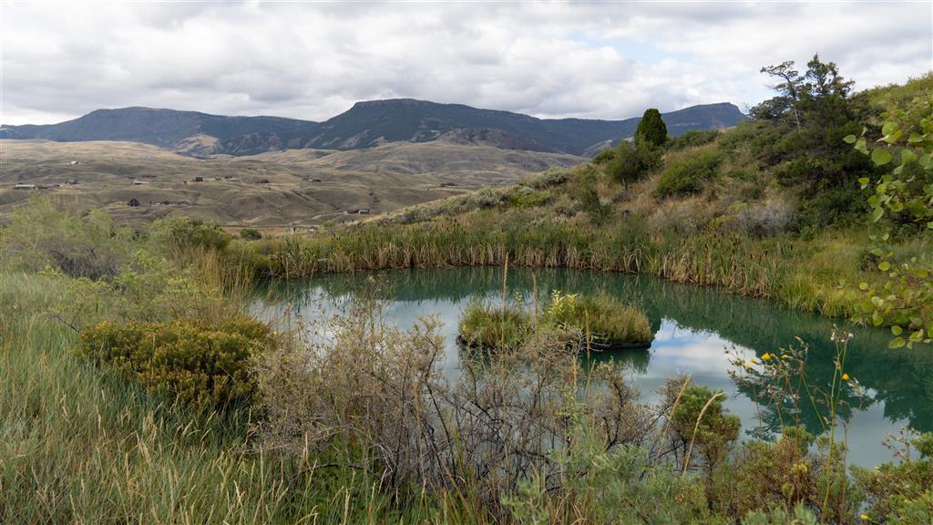 33 Jim Creek Rd, Wapiti, WY Single Family Residence