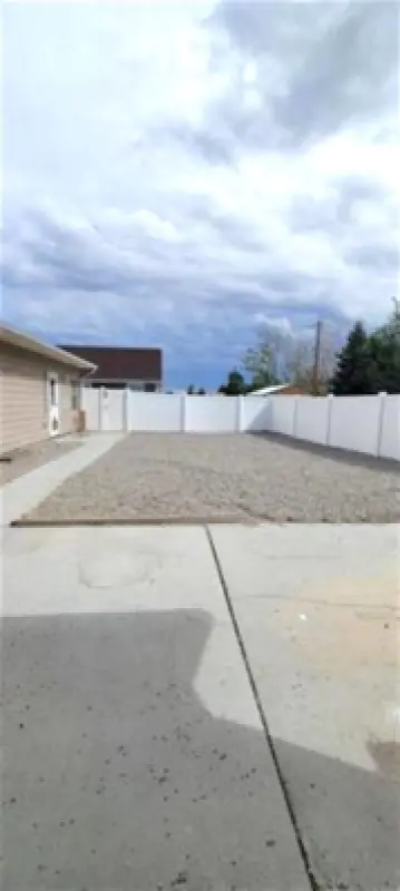 2132 Cougar Ave Cody #54