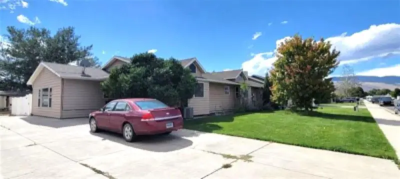 2132 Cougar Ave Cody #55