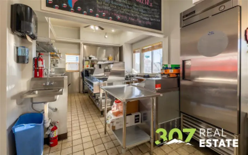 1491 Sheridan Ave Cody #11