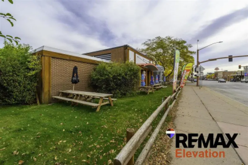 1057 Sheridan Ave Cody #11