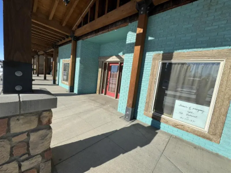 61 Main St Cowley #4