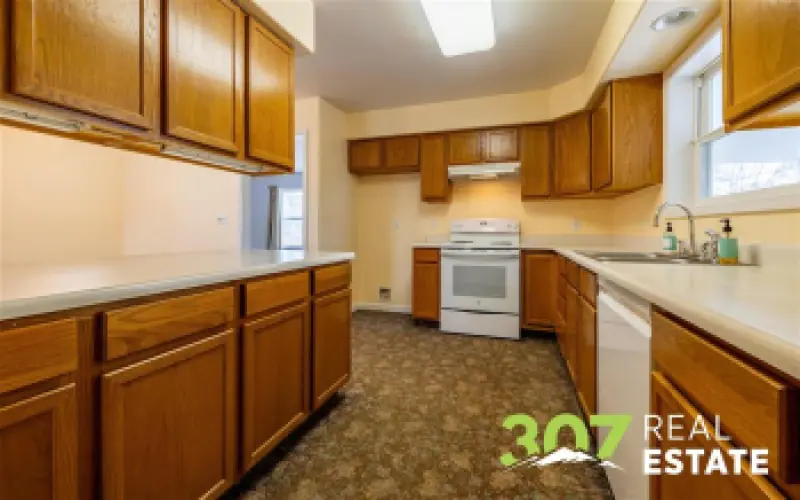 641 Oakwood Dr Powell #10