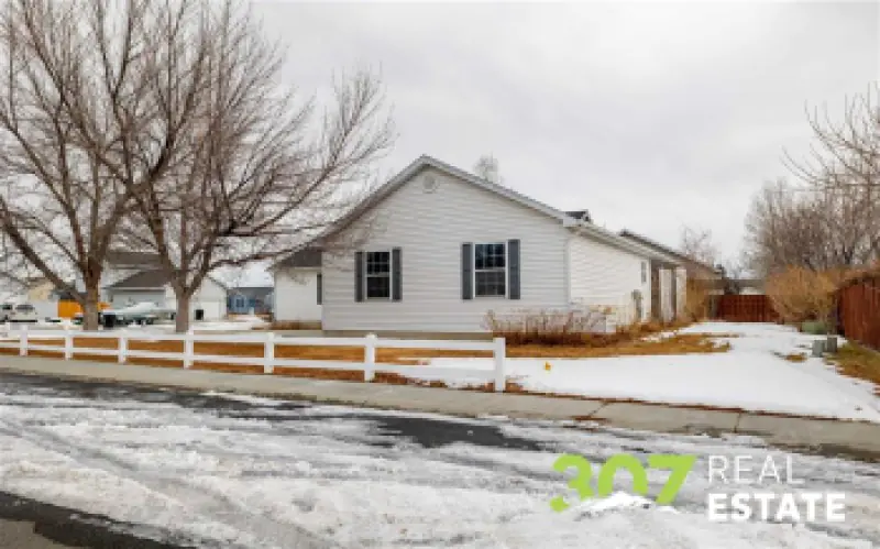 641 Oakwood Dr Powell #4