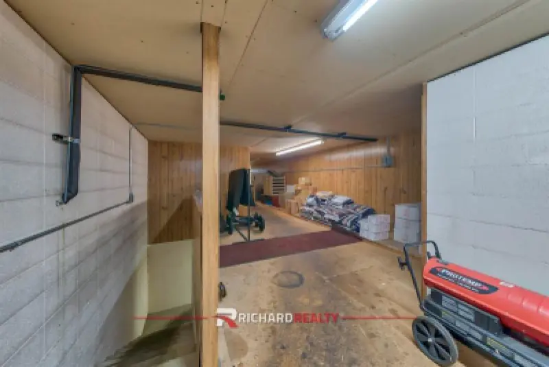45 E Main St Byron #13