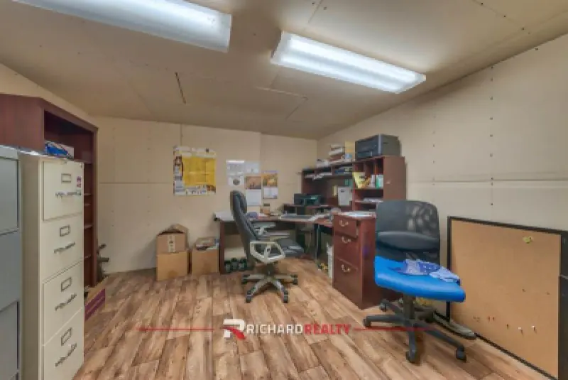 45 E Main St Byron #18