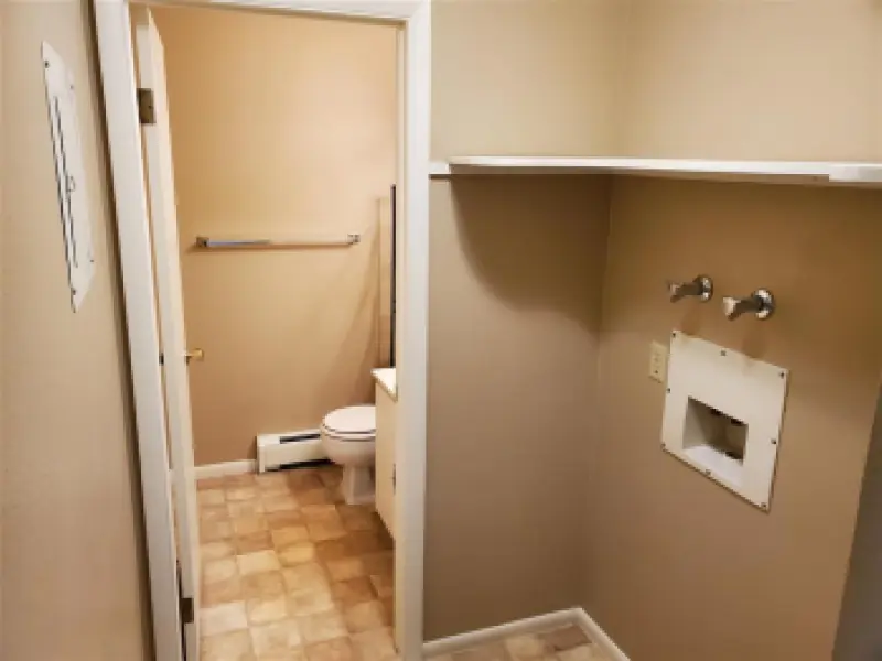 1817 Mountain View Dr Cody #3