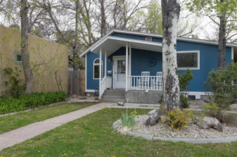 1126 Alger Ave Cody #1
