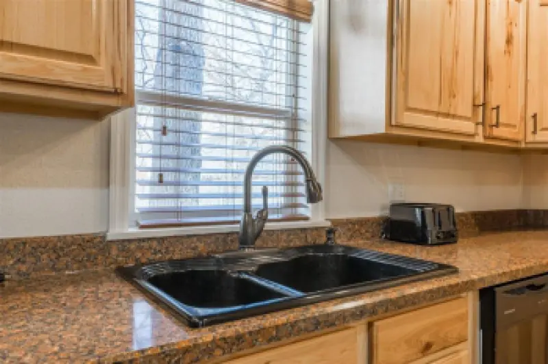 1126 Alger Ave Cody #13