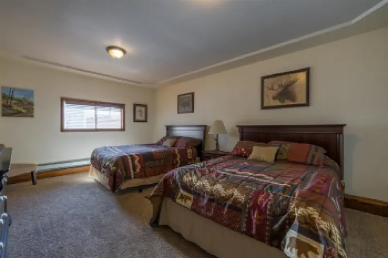 1126 Alger Ave Cody #32