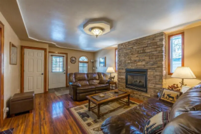 1126 Alger Ave Cody #7