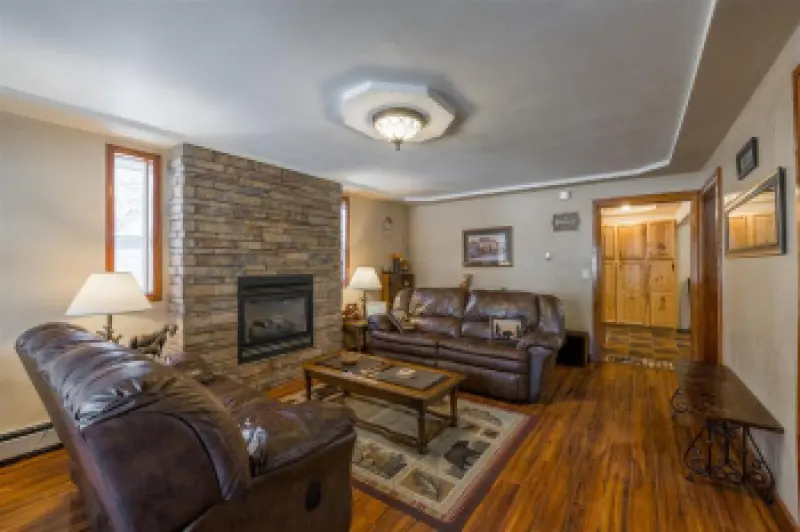 1126 Alger Ave Cody #9