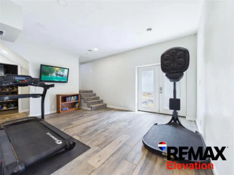 1099 Road 14 Powell #60