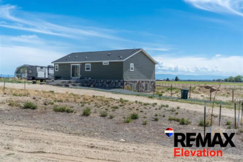 1099 Road 14 Powell #81