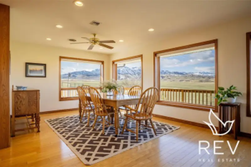 272 Road 6RT Cody #13