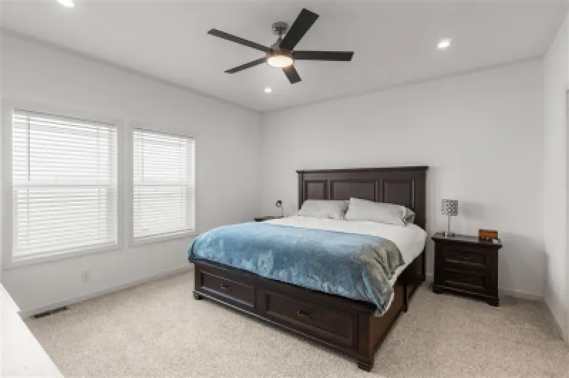 518 Tatman St Burlington #13