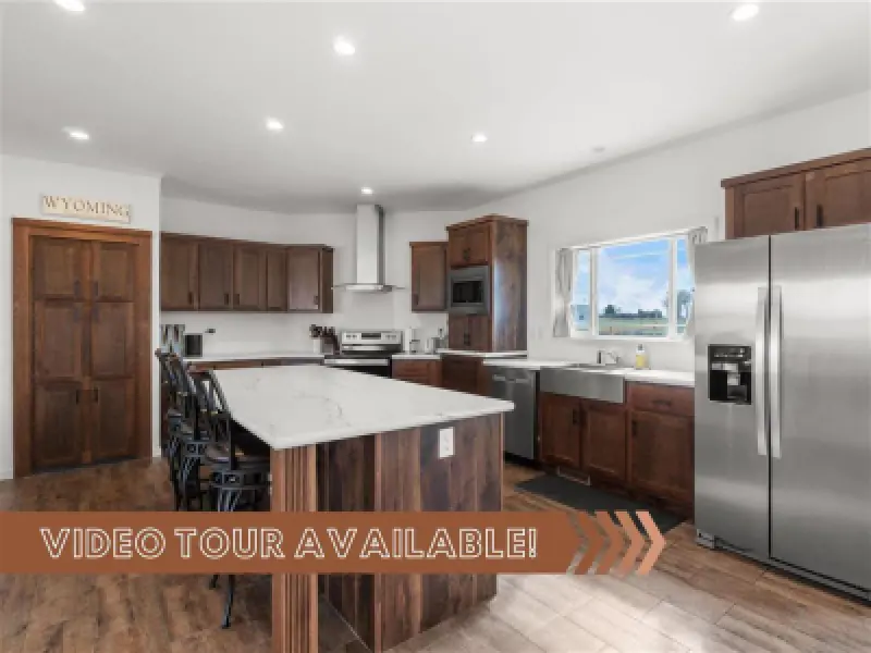 518 Tatman St Burlington #2