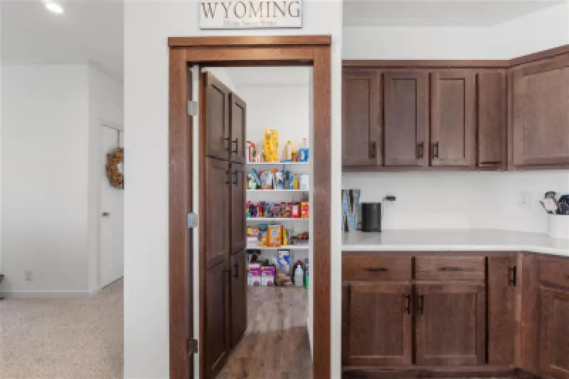 518 Tatman St Burlington #8