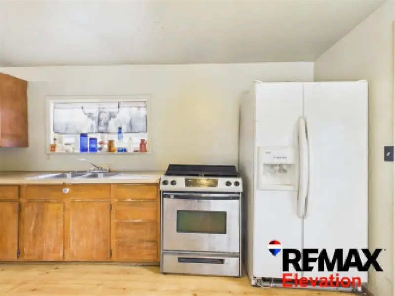602 6th St Basin #13