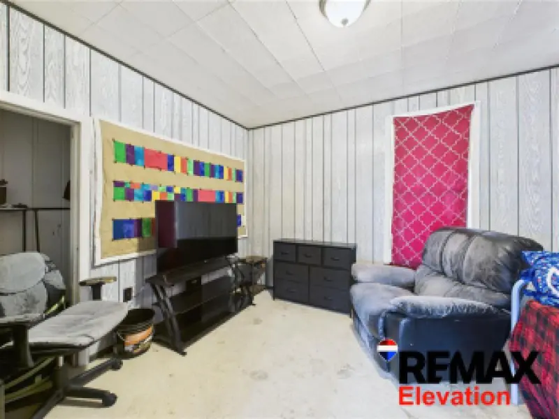 602 6th St Basin #17