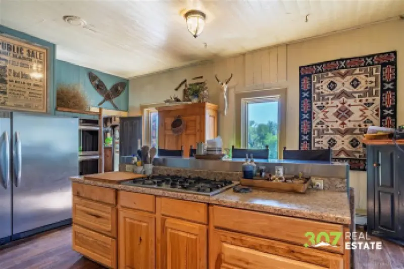 3080 & 3064 North Fork Hwy Cody #23