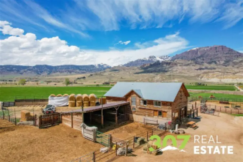 3080 & 3064 North Fork Hwy Cody #46