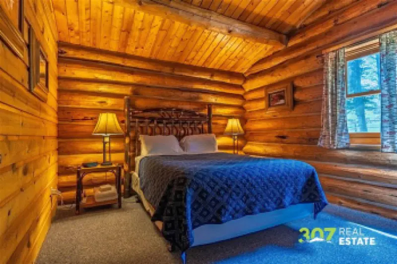 3080 & 3064 North Fork Hwy Cody #65
