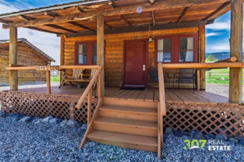 3080 & 3064 North Fork Hwy Cody #67