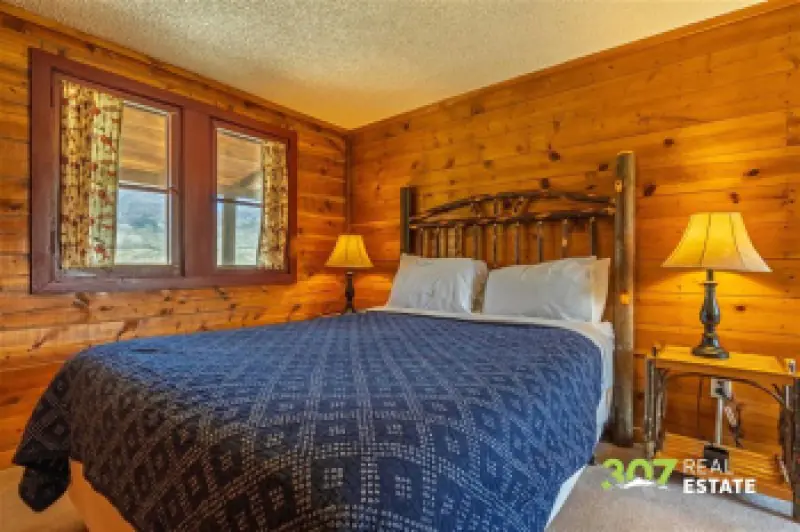 3080 & 3064 North Fork Hwy Cody #71