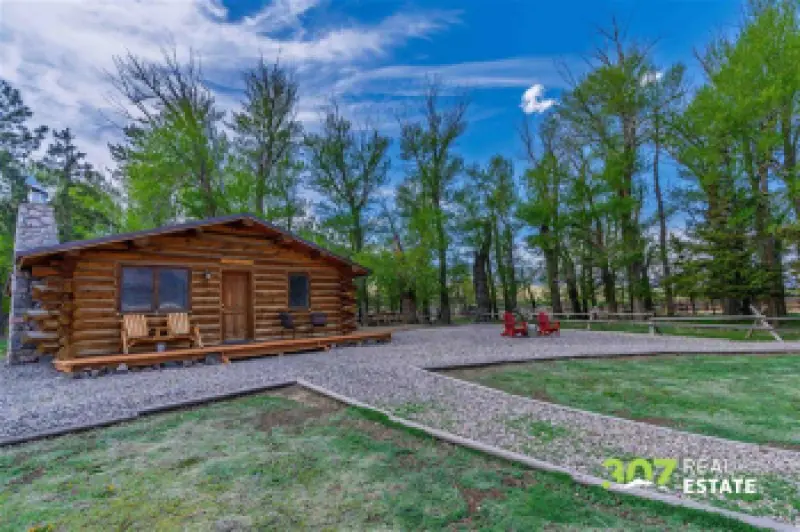 3080 & 3064 North Fork Hwy Cody #86
