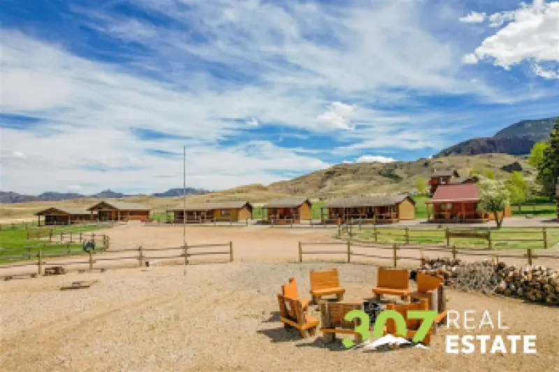 3080 & 3064 North Fork Hwy Cody #98