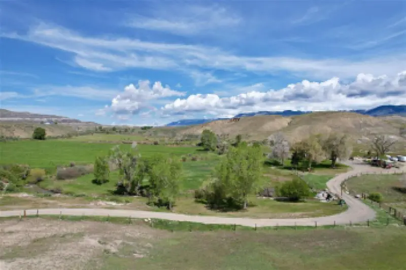 2609 Beaver Creek Rd Shell #3