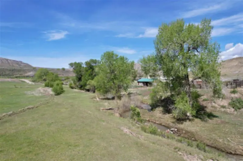 2609 Beaver Creek Rd Shell #36