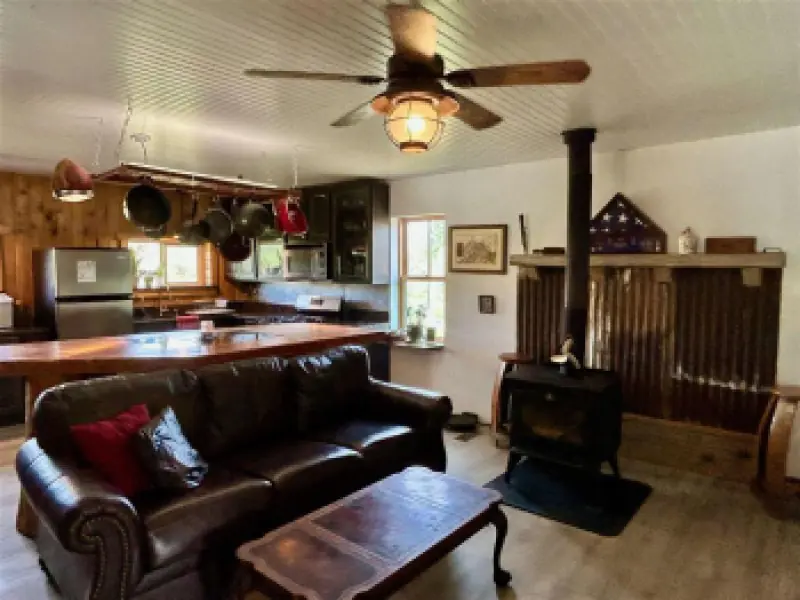 2609 Beaver Creek Rd Shell #83