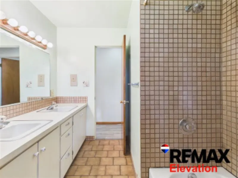 905 9th St Basin #21