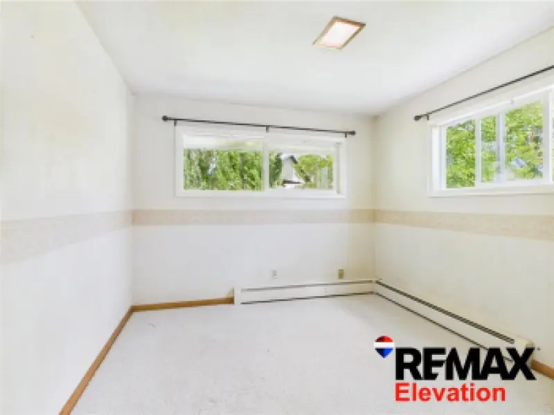 905 9th St Basin #24