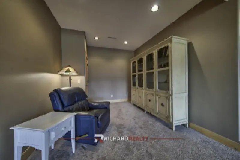 77 Eagle Rock Trail Clark #24