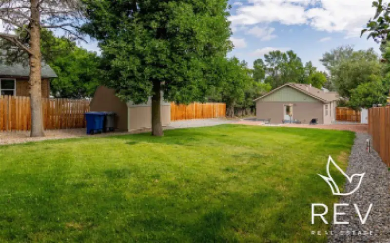 1408 Alger Ave Cody #20