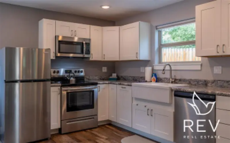 1408 Alger Ave Cody #8