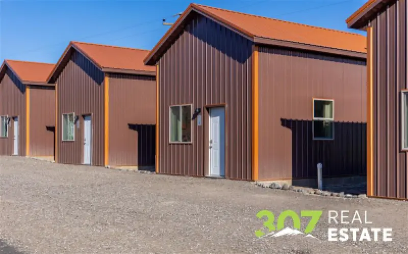 3256 North Fork Hwy Cody #16