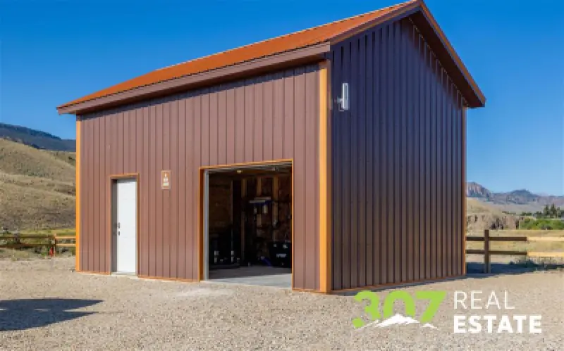 3256 North Fork Hwy Cody #23