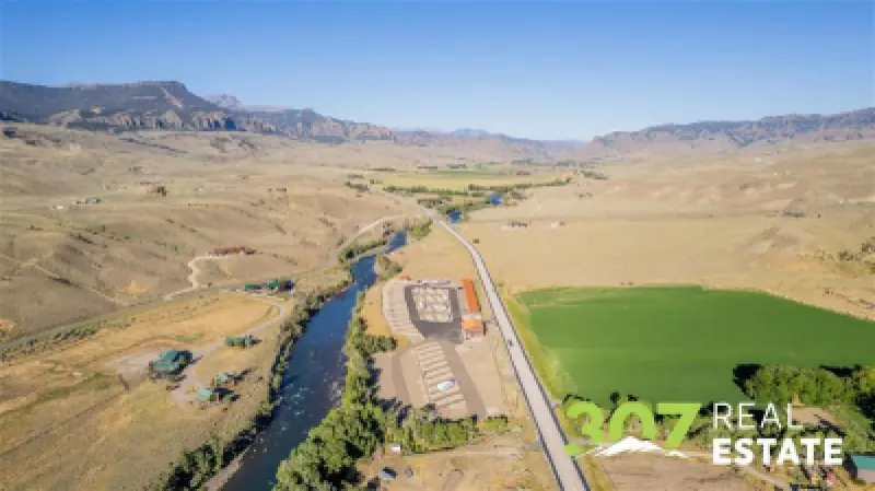 3256 North Fork Hwy Cody #29