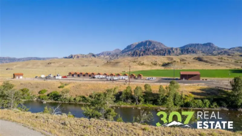 3256 North Fork Hwy Cody #37