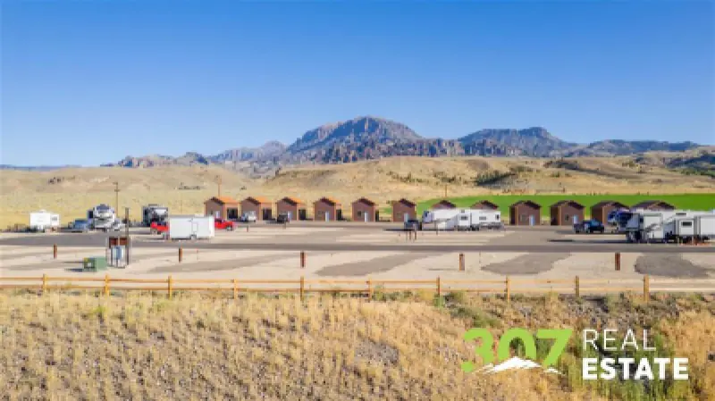 3256 North Fork Hwy Cody #41