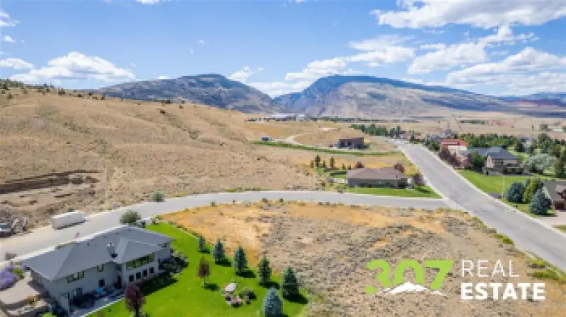 707 Links View Dr Cody #12