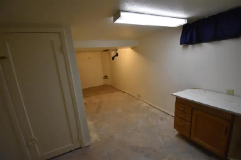 247 N Bernard St Powell #17