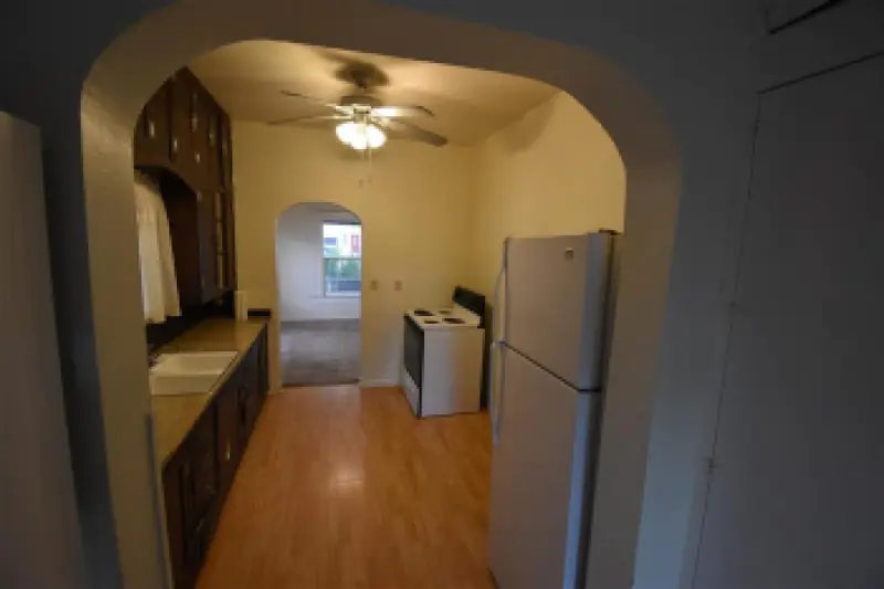 247 N Bernard St Powell #9