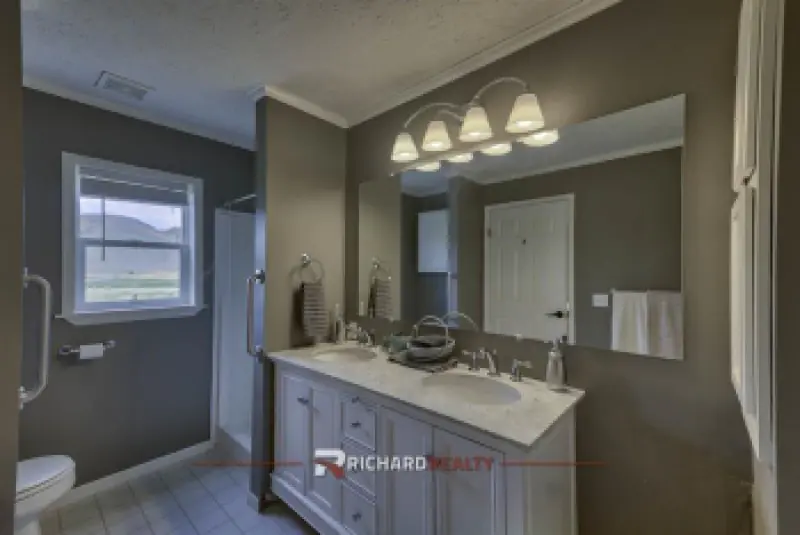 2480 Hwy 20 Greybull #14